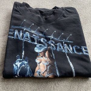 - BEEHIVE OFFICIAL MERCH TSHIRT FROM THE WORLD TOUR *NEW*